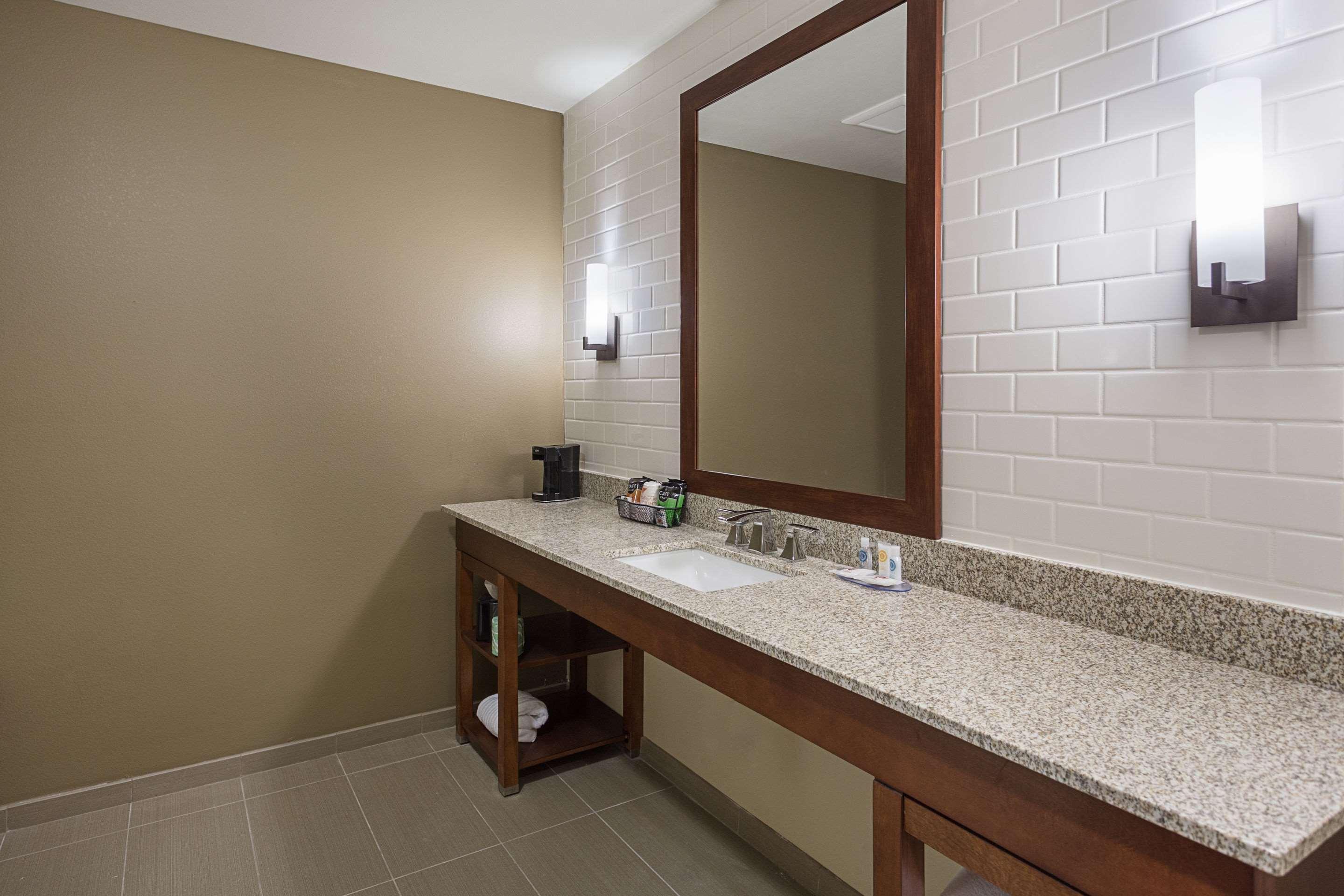 Comfort Inn & Suites Zachary Extérieur photo