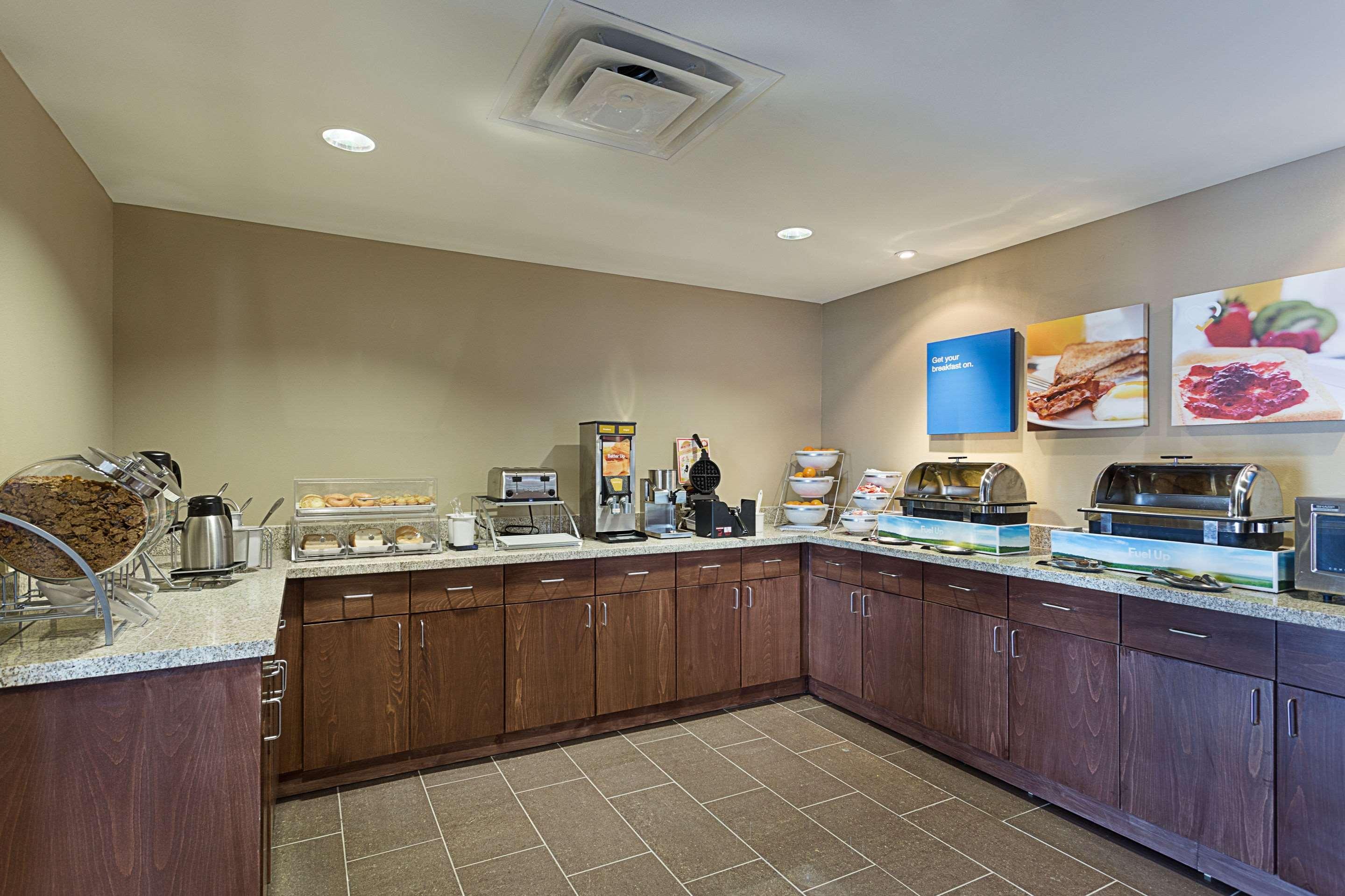 Comfort Inn & Suites Zachary Extérieur photo